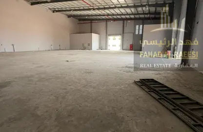 مستودع - استوديو - 1 حمام للايجار في أم الثعوب - أم القيوين