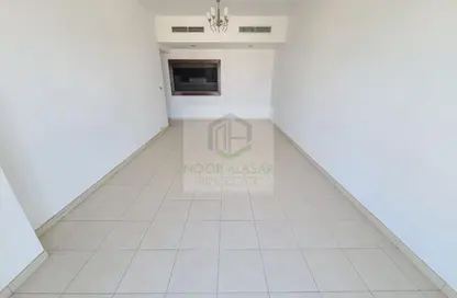 Apartment - 3 Bedrooms - 3 Bathrooms for rent in Latifa Tower - Sheikh Zayed Road - Dubai