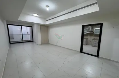 شقة - غرفة نوم - 2 حمامات للايجار في العامريه - الجيمي - العين