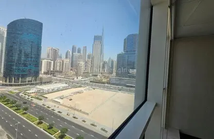 Office Space - Studio for rent in Lake Central - Business Bay - Dubai