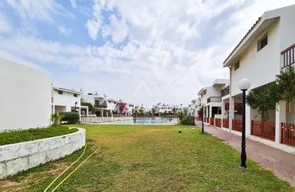 Villa - 3 Bedrooms - 3 Bathrooms for rent in Jumeirah 2 Villas - Jumeirah 2 - Jumeirah - Dubai