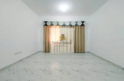 صورة لـ غرفة فارغة شقة - غرفة نوم - 1 حمام للايجار في مدينة شخبوط - أبوظبي ، صورة رقم 1