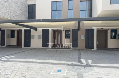 صورة لـ مبنى خارجي تاون هاوس - 2 غرف نوم - 3 حمامات للبيع في بلوم جاردنز - شارع السلام - أبوظبي ، صورة رقم 1