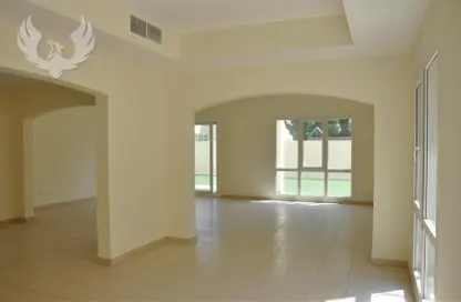 Villa - 4 Bedrooms - 5 Bathrooms for rent in Meadows 2 - Meadows - Dubai