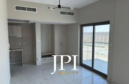 Apartment - Studio - 1 Bathroom for rent in MAG 520 - MAG 5 - Dubai South (Dubai World Central) - Dubai