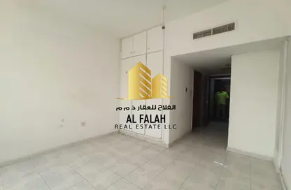 Empty Room image for: Apartment - 1 Bathroom for rent in Al Mujarrah - Sharjah, Image 1