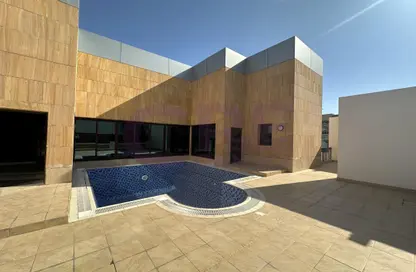 Pool image for: Compound - 3 Bedrooms - 4 Bathrooms for rent in Al Khalidiya - Abu Dhabi, Image 1