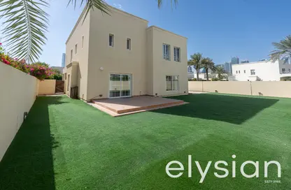 Villa - 4 Bedrooms - 5 Bathrooms for rent in Meadows 1 - Meadows - Dubai