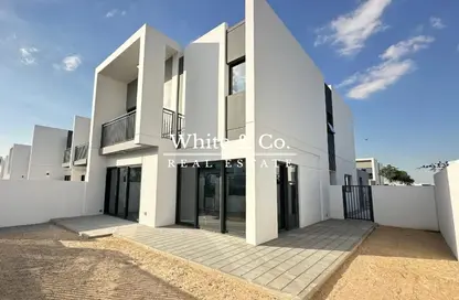 Terrace image for: Townhouse - 4 Bedrooms - 4 Bathrooms for rent in La Rosa 2 - Villanova - Dubai Land - Dubai, Image 1