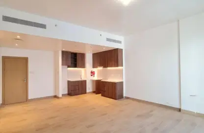 Apartment - 1 Bedroom - 2 Bathrooms for rent in La Cote Building 2 - Jumeirah 1 - Jumeirah - Dubai