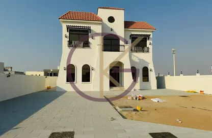 فيلا - 5 غرف نوم - 5 حمامات للايجار في المدينة الدولية - دبي