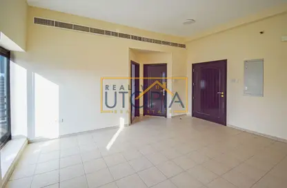 Apartment - 3 Bedrooms - 3 Bathrooms for rent in Ghantoot Tower - Al Nahda 2 - Al Nahda - Dubai