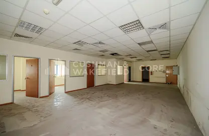 عمارة بالكامل - استوديو للايجار في شارع الشيخ زايد - دبي