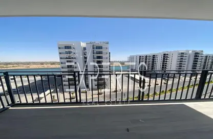 Apartment - 1 Bedroom - 1 Bathroom for rent in Waters Edge - Yas Island - Abu Dhabi