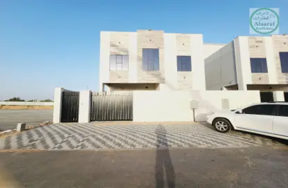 Villa - 6 Bedrooms for rent in Al Zaheya Gardens - Al Zahya - Ajman