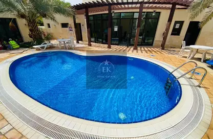 Villa - 4 Bedrooms - 5 Bathrooms for rent in Al Jaheli - Al Ain