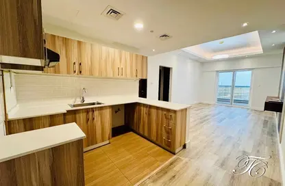 Apartment - 2 Bedrooms - 3 Bathrooms for rent in Hera Tower - Dubai Sports City - Dubai