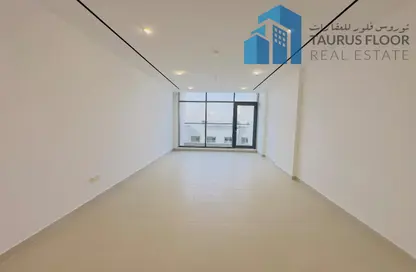 شقة - 3 غرف نوم - 5 حمامات للايجار في القصيص 2 - منطقة القصيص السكنية - القصيص - دبي