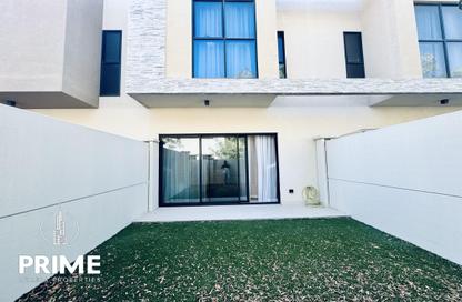 Townhouse - 2 Bedrooms - 3 Bathrooms for rent in Al Muntazah - Abu Dhabi