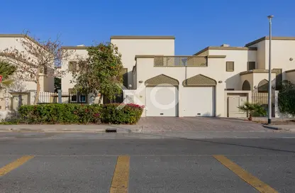 Villa - 3 Bedrooms - 4 Bathrooms for sale in Regional - Jumeirah Park - Dubai