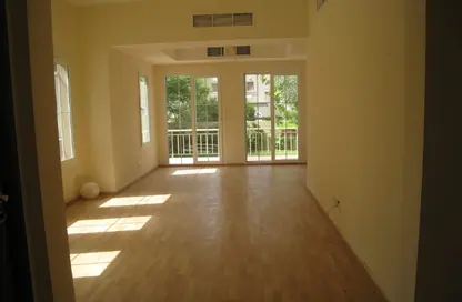 Villa - 3 Bedrooms - 3 Bathrooms for rent in Springs 11 - The Springs - Dubai