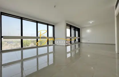 Empty Room image for: Apartment - 3 Bedrooms - 3 Bathrooms for rent in Golden Beach Tower - Corniche Road - Abu Dhabi, Image 1