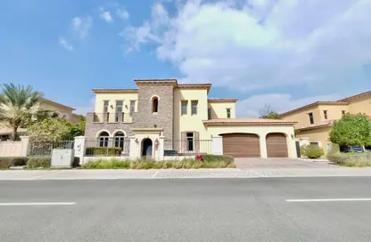 فيلا - 6 غرف نوم - 7 حمامات للايجار في فلل سعديات بيتش - شاطئ السعديات - جزيرة السعديات - أبوظبي