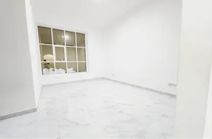 Villa - 1 Bathroom for rent in Hadbat Al Zafranah - Muroor Area - Abu Dhabi