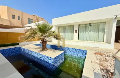 Villa - 3 Bedrooms - 3 Bathrooms for rent in Umm Suqeim 2 Villas - Umm Suqeim 2 - Umm Suqeim - Dubai