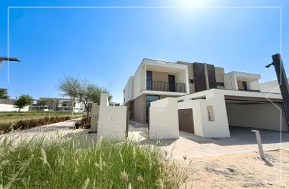 Villa - 4 Bedrooms - 6 Bathrooms for sale in Tilal Al Furjan - Al Furjan - Dubai