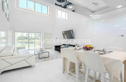 شقة - غرفة نوم - 1 حمام للايجار في الميل الذهبي 9 - الميل الذهبي - نخلة جميرا - دبي