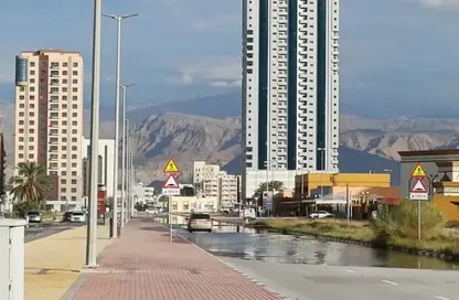 شقة - 2 غرف نوم - 2 حمامات للبيع في راك تاور - السير - رأس الخيمة