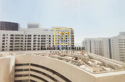 Apartment - 3 Bedrooms - 4 Bathrooms for rent in Khalidiya Towers - Al Khalidiya - Abu Dhabi