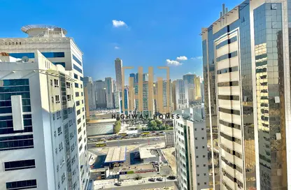 شقة - غرفة نوم - 1 حمام للايجار في 3 زاخر تاور - أبراج زاخر - التعاون - الشارقة