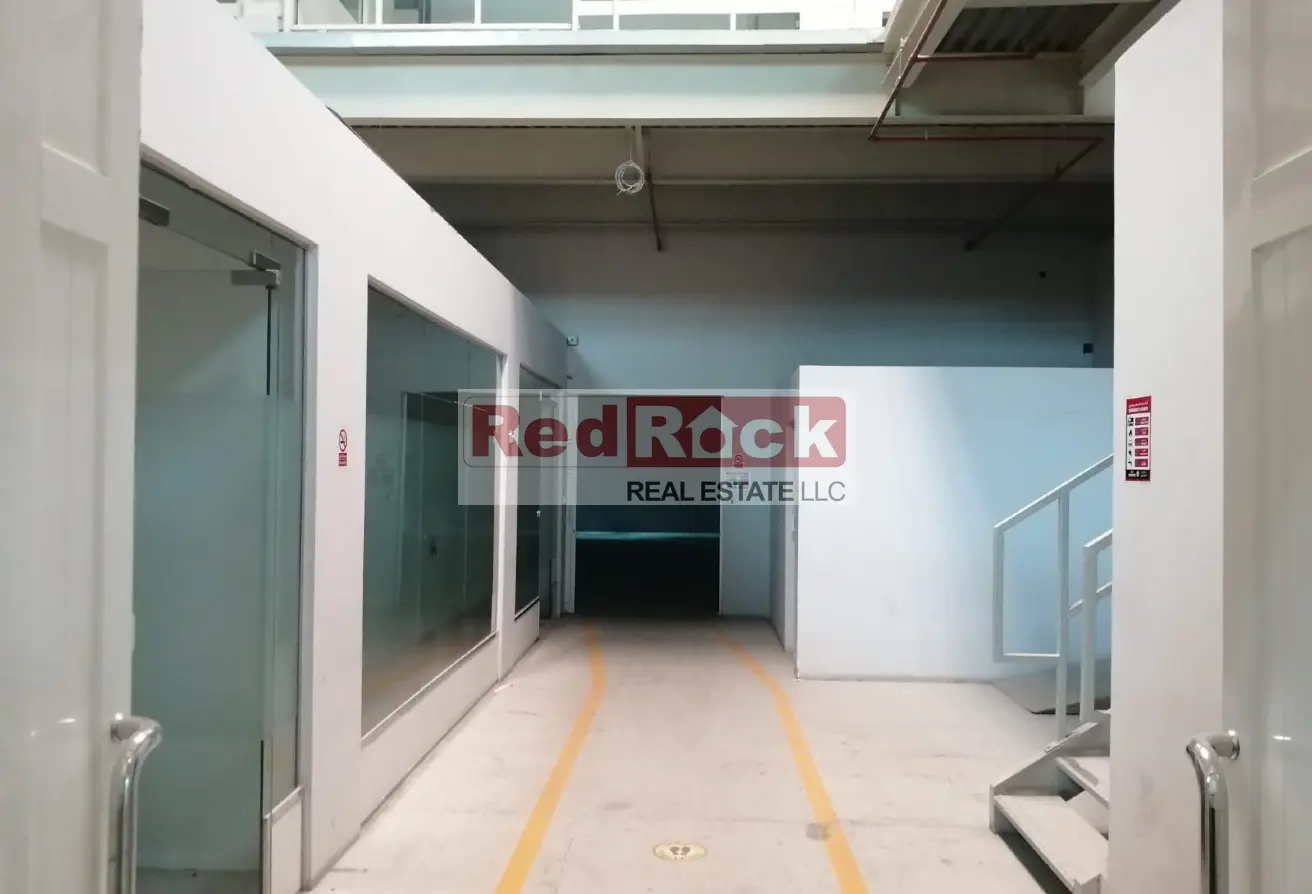 Warehouse for rent in Al Qusais Road