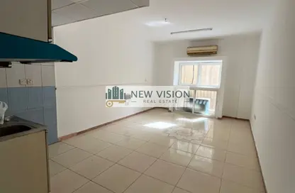 Apartment - Studio - 1 Bathroom for rent in Al Qulaya'ah - Al Sharq - Sharjah