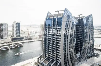 Apartment - 1 Bedroom - 1 Bathroom for sale in Reva Residences - Business Bay - Dubai