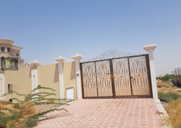 Villa is very huge brand new with 4 rooms