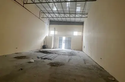Warehouse - Studio - 1 Bathroom for rent in Umm Al Thuoob - Umm Al Quwain