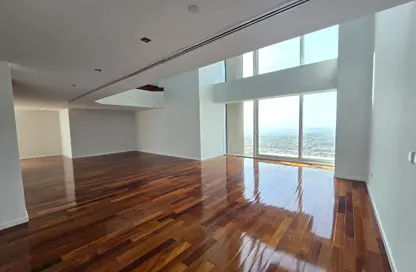 Duplex - 3 Bedrooms - 5 Bathrooms for rent in Maze Tower - Sheikh Zayed Road - Dubai