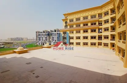 Apartment - 1 Bedroom - 2 Bathrooms for rent in Muwaileh 29 Building - Muwaileh - Sharjah