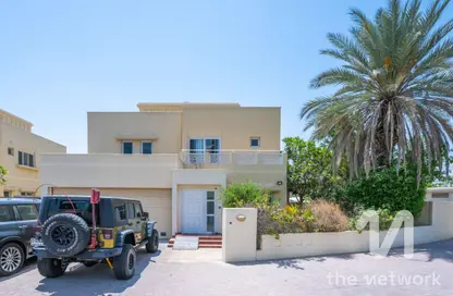 Villa - 4 Bedrooms - 4 Bathrooms for rent in Meadows 1 - Meadows - Dubai