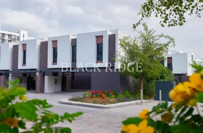 تاون هاوس - 2 غرف نوم - 4 حمامات للبيع في سراب 2 - الجادة - الشارقة