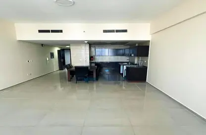 شقة - 1 حمام للايجار في برج فرانكفورت - مدينة دبي الرياضية - دبي