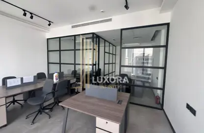 مكتب - استوديو - 1 حمام للايجار في B2B  برج - الخليج التجاري - دبي
