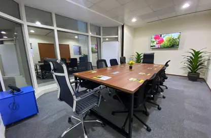 Office Space - Studio - 5 Bathrooms for rent in Corniche Tower - Corniche Road - Abu Dhabi