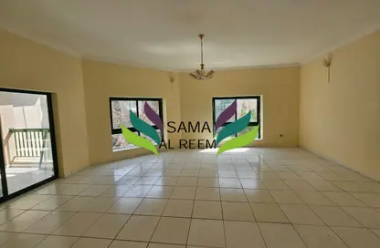 Villa - Studio - 4 Bathrooms for rent in Al Manara - Dubai