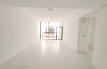 Apartment - 2 Bedrooms - 3 Bathrooms for rent in Muwaileh 29 Building - Muwaileh - Sharjah