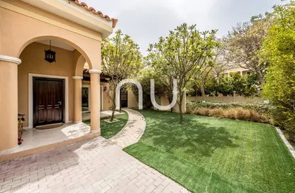 فيلا - 5 غرف نوم - 5 حمامات للايجار في ذو سنترو - الفيلا - دبي