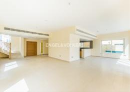 Bungalow - 4 bedrooms - 5 bathrooms for sale in Legacy Nova Villas - Jumeirah Park - Dubai